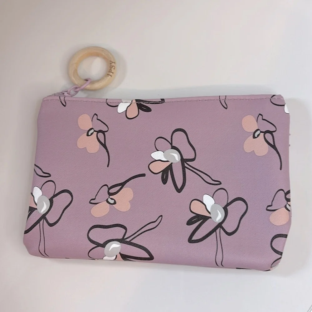 Ipsy Glam Pink Floral Cosmetic Makeup Beauty Bag April 2020